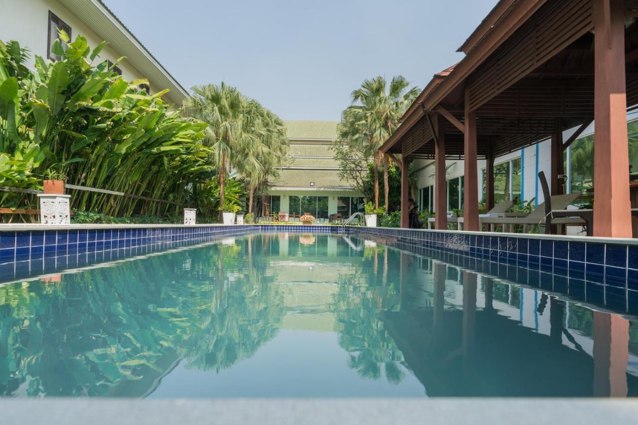 Bangkok Natural Spa Resort And Suite Экстерьер фото